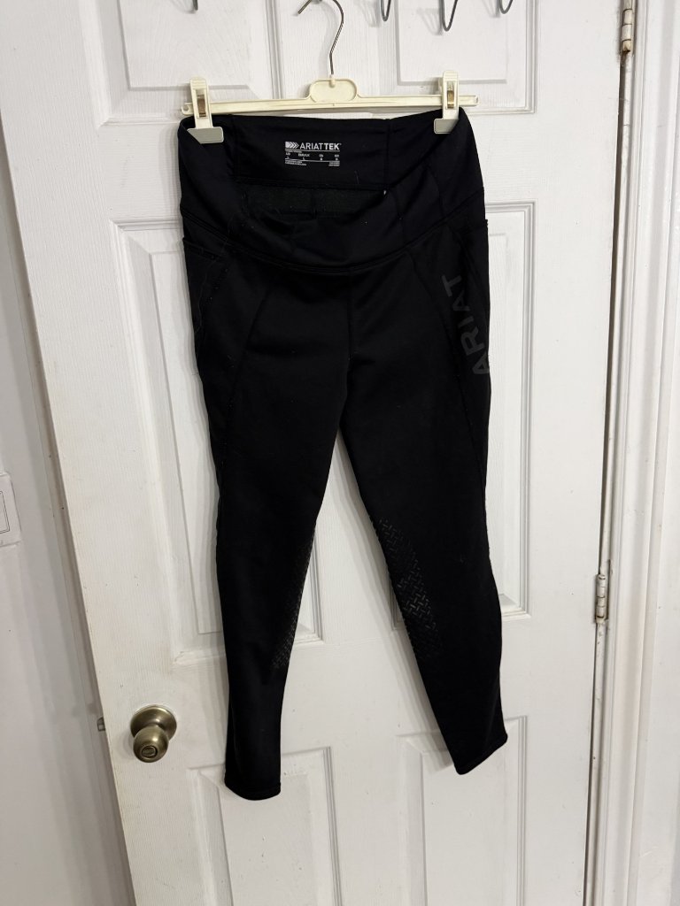 Ariattek Silicone Knee Patch Half Grip Breeches Black , Sz L, For Cooler Weather